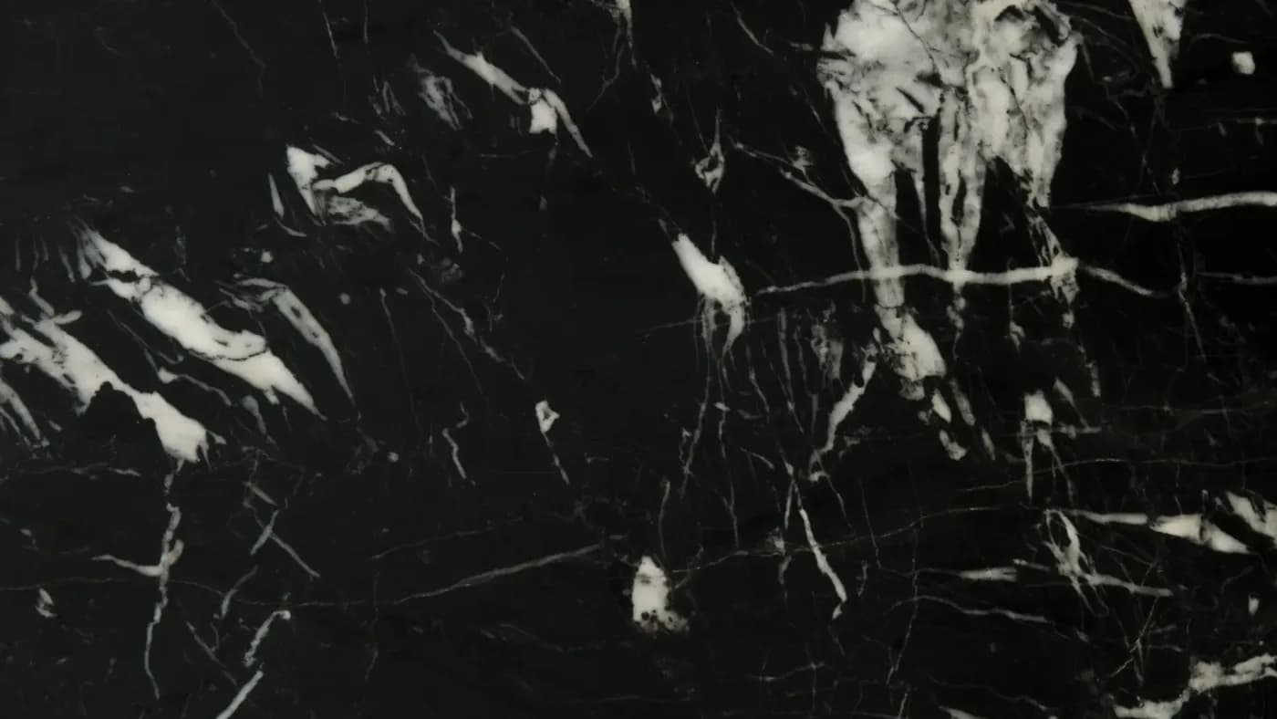 Royal Black Marble — Marmor